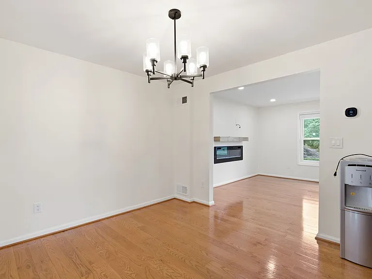 2521 Shanandale Dr — Photo 16