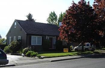 1st image of 613 S 19th Ave