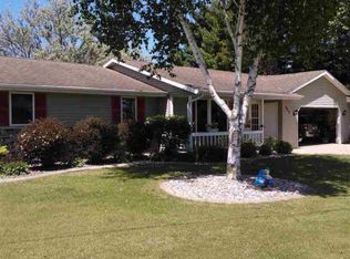 205 S Birch Ave, Gillett, WI 54124