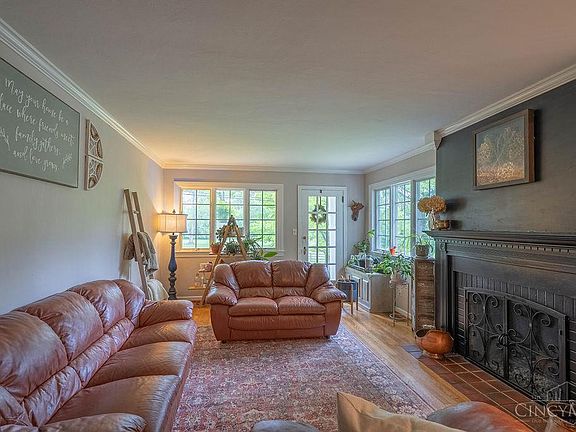 4th image of 901 Sunview Dr W