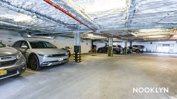 Rented by Nooklyn NYC LLC | media 91