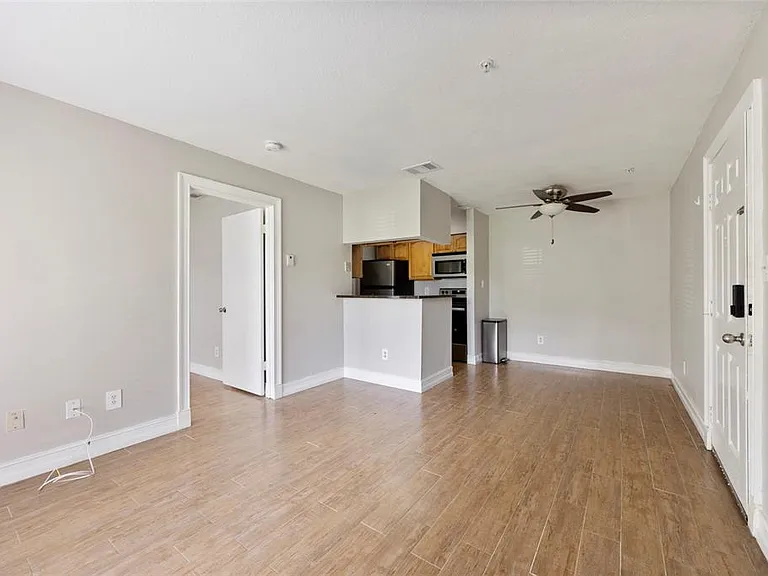 241 Afton Sq #103 — Photo 2