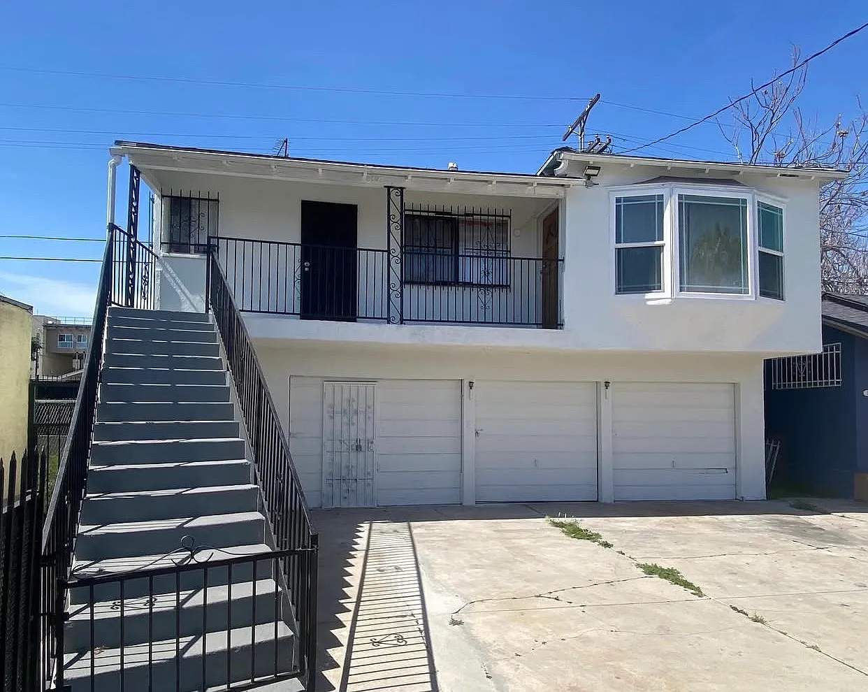 8707 Baring Cross St — Photo 1