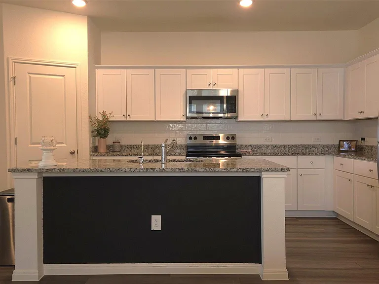 124 Blazilmar Ln — Photo 8