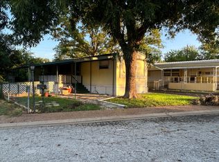 30 Tumbleweed Dr, Kerrville, TX 78028