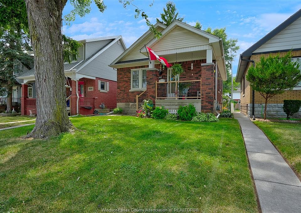 1st image of 987 Curry Ave