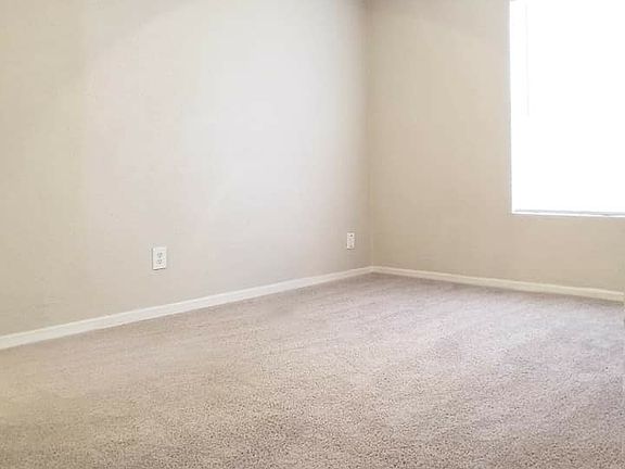 4th image of 5930 Red Bluff Rd APT 712
