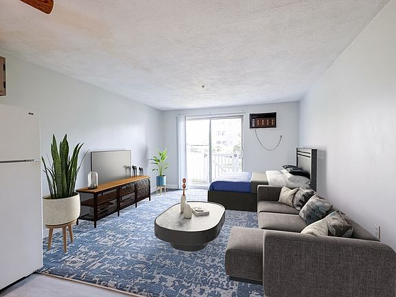 4th image of 7 Karen Cir APT 4