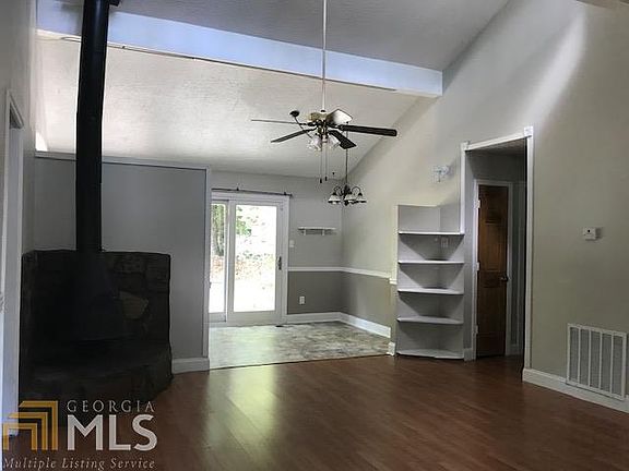 3rd image of 3135 Gwinnstone Cir