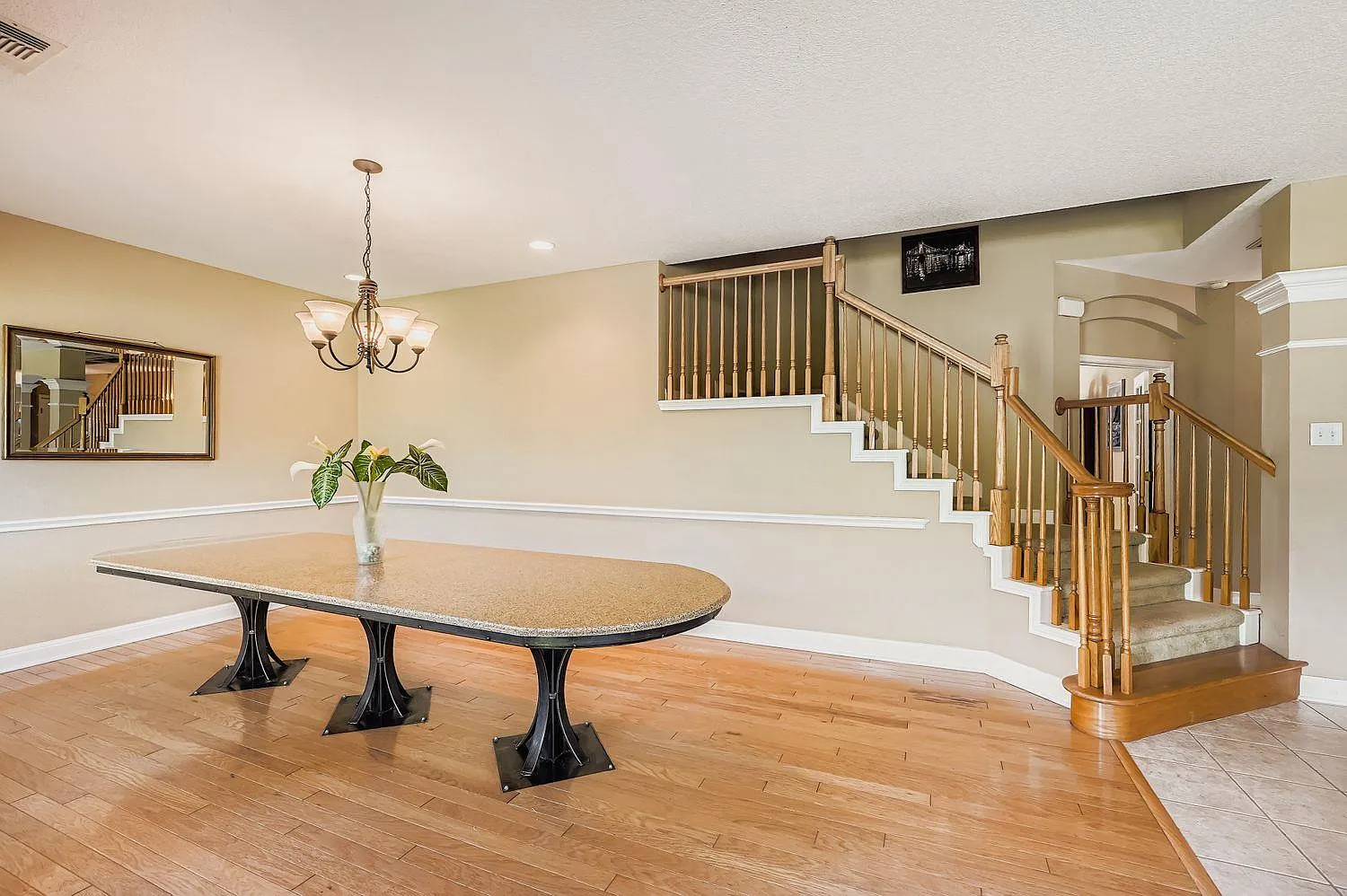 3 bed, 2.5 bath, 3201 sqft, $3,000 — Photo 4