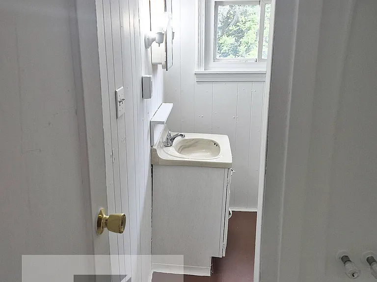 806 Morton St — Photo 30