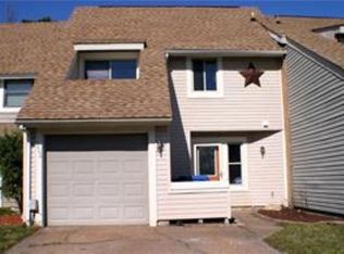 602 Windsor Lake Pl, Virginia Beach, VA 23452