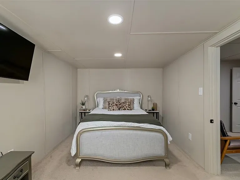 207 N Preston Ave — Photo 18