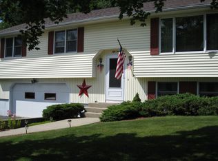 59 Howe Rd, Pittsfield, MA 01201