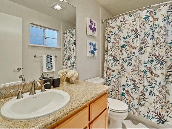 4th image of 2714 Somerset Park Cir