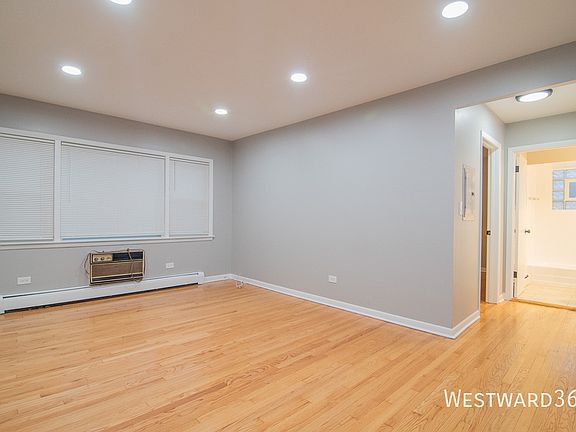 4th image of 3249 N Keeler Ave APT 1E