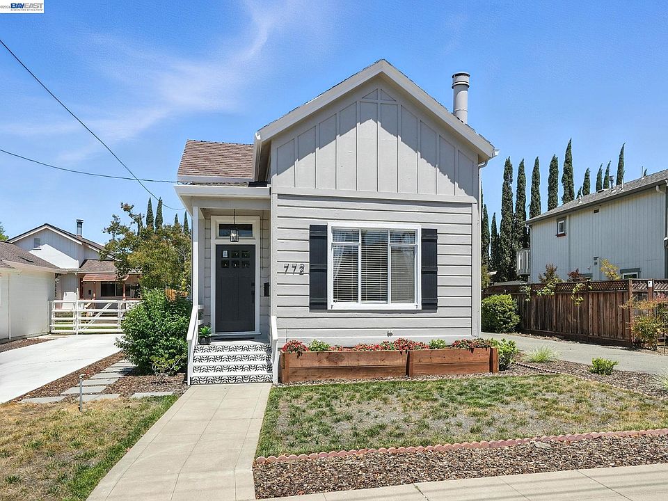 1st image of 772 McLeod St