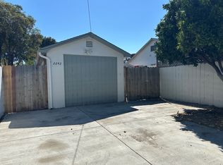 2242 Dumbarton Ave, East Palo Alto, CA 94303