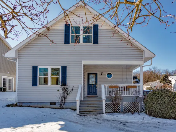 415 Wills Rd, Lexington, VA 24450