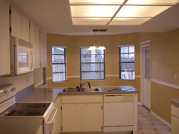 4th image of 7324 Otter Creek Dr