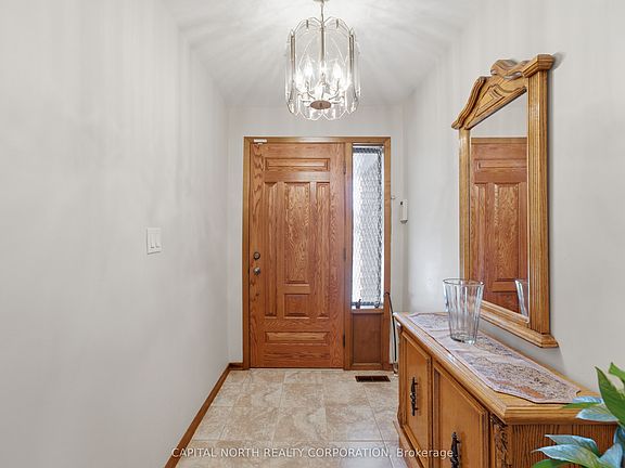 5th image of 21 Maryhill Dr