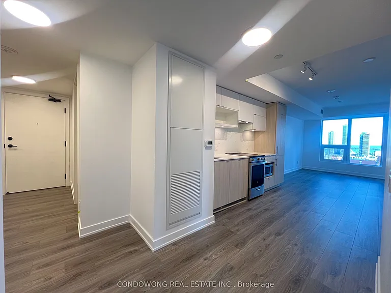 100 Queen St E #2311 — Photo 1