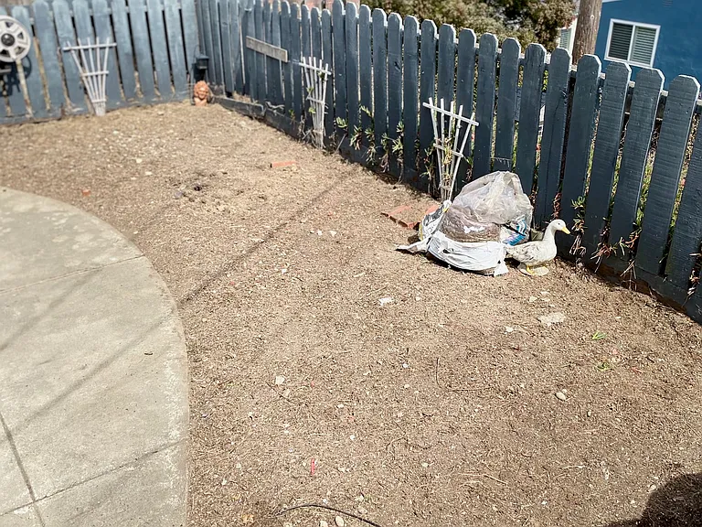 137 Saint Francis Blvd #A — Photo 8