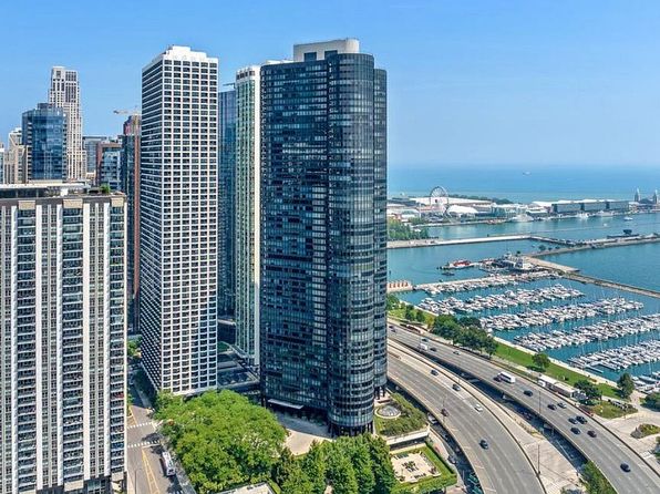 155 N Harbor Dr APT 210