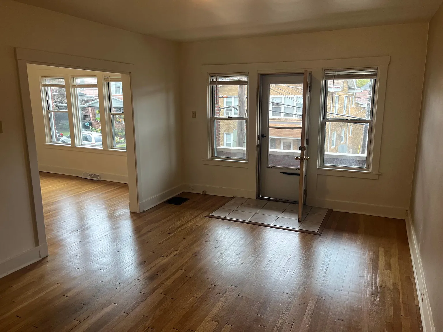 1251 Kelton Ave photo 1