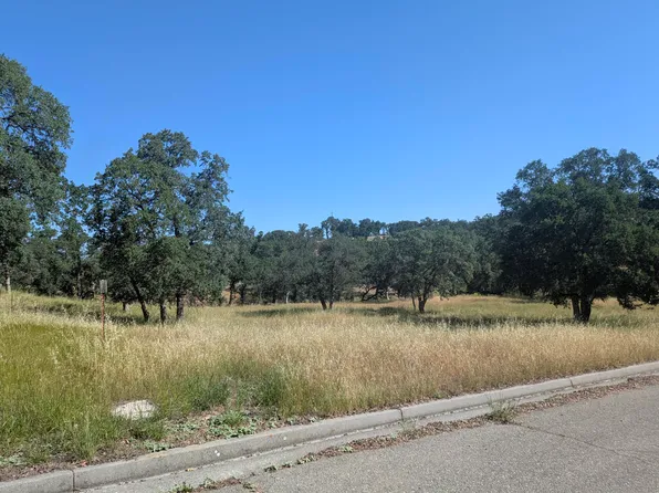 22580 Rio Robles Dr, Red Bluff, CA 96080