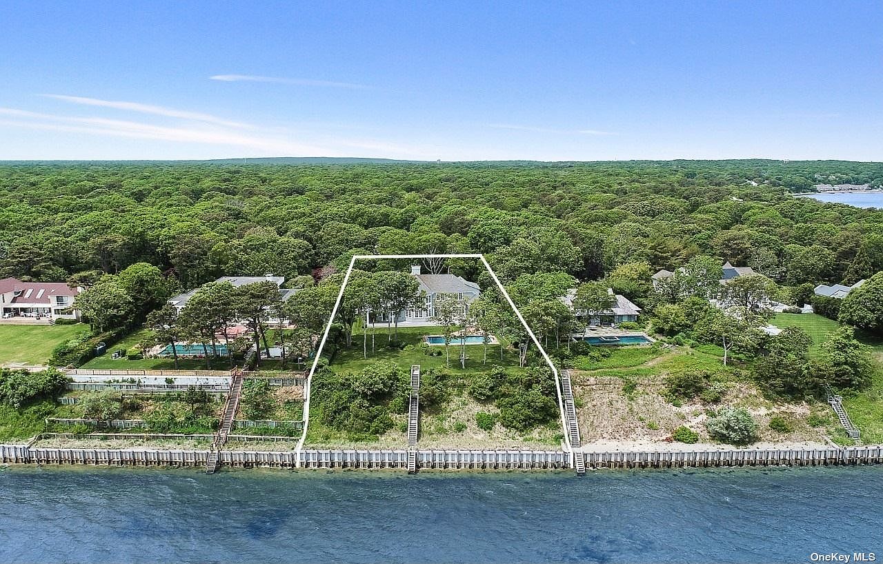 17 Cormorant Drive, Hampton Bays, NY 11946 Zillow