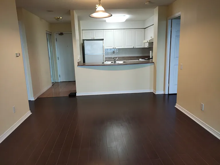 8 Hillcrest Ave — Photo 11