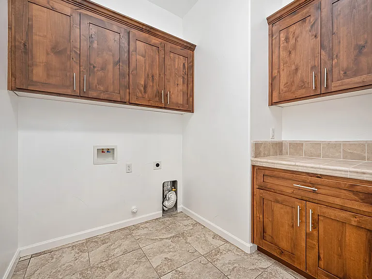 2232 Ranch View Dr — Photo 23