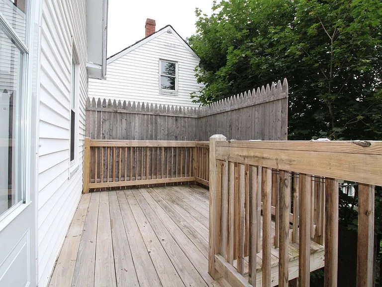 23 High St — Photo 18