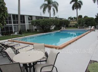 2064 Alamanda Dr APT 1, Naples, FL 34102