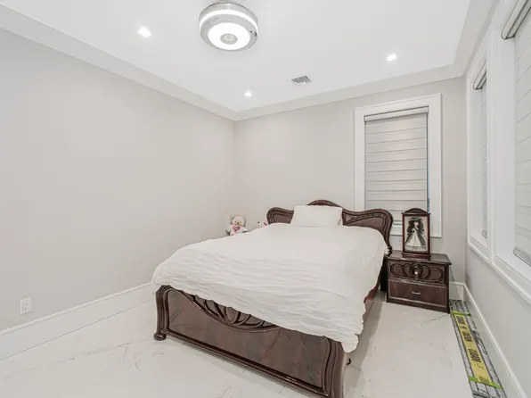 166 Providence Street image 20 of 40