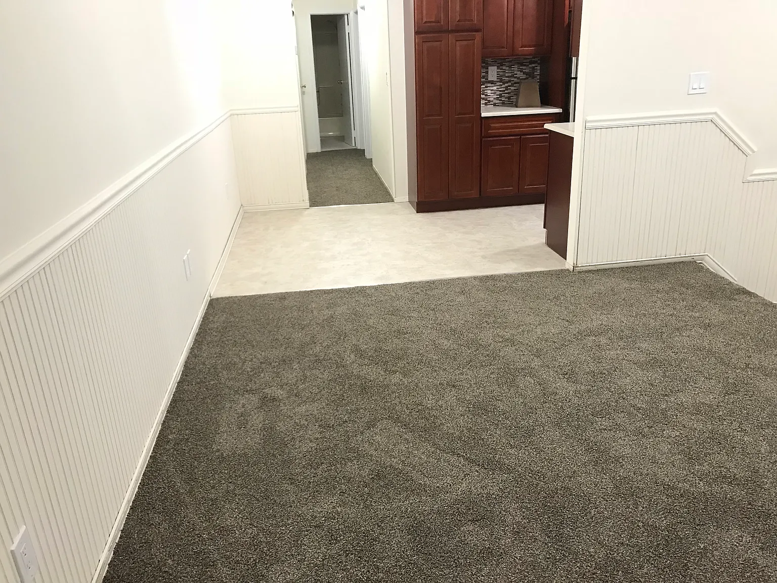 2 bed, 750 sqft, $2,200 — Photo 3