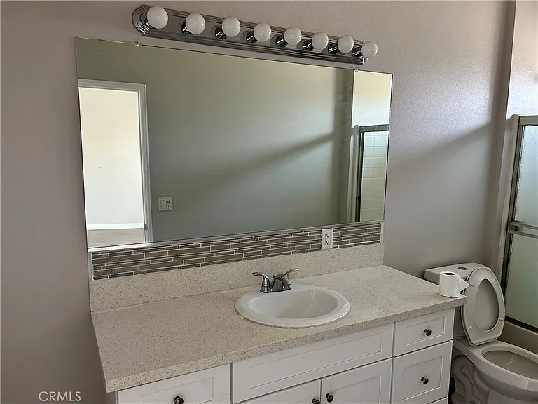 13665 Arrow Blvd #6 — Photo 74