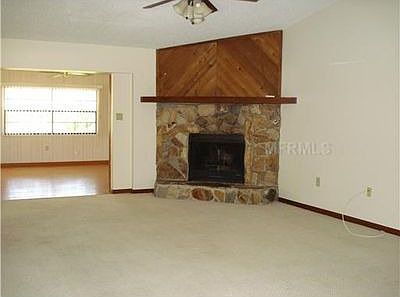 3rd image of 5055 Oakwood Trl