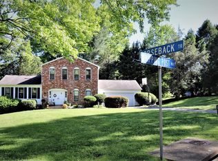 1901 Whipping Post Way, Vienna, VA 22182