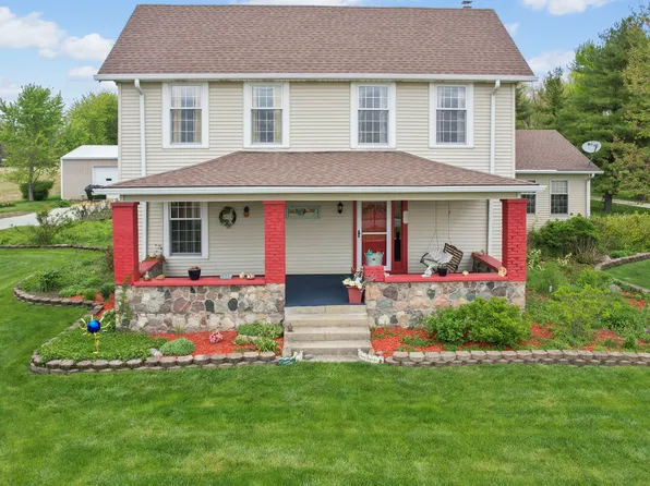 6844 W Stinemyer Rd, New Palestine, IN 46163