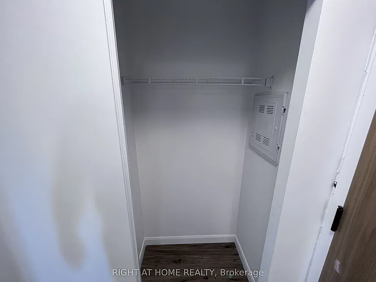 7 Erie Ave #711 — Photo 24
