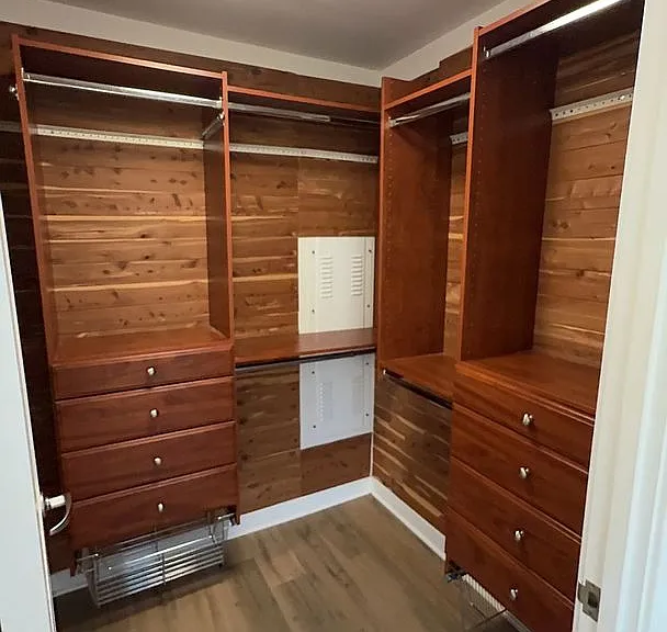 260 King St #607 — Photo 10