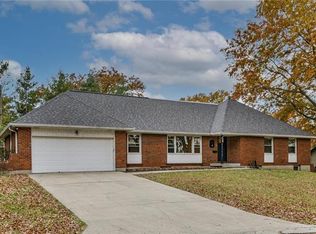 409 NW 65th Ter, Kansas City, MO 64118