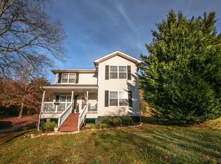 125 Hummingbird Ln, Kingston, TN 37763