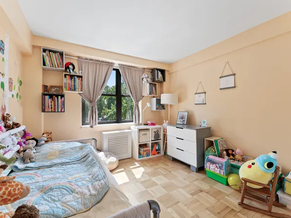 3103 Fairfield Avenue image 9 of 12