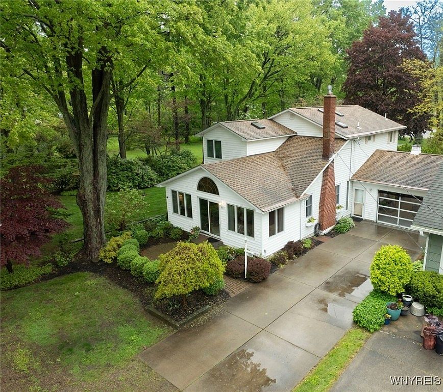 9663 Oak Grove Dr, Angola, NY 14006 | Zillow