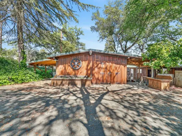 305 Riverview Dr, Auburn, CA 95603