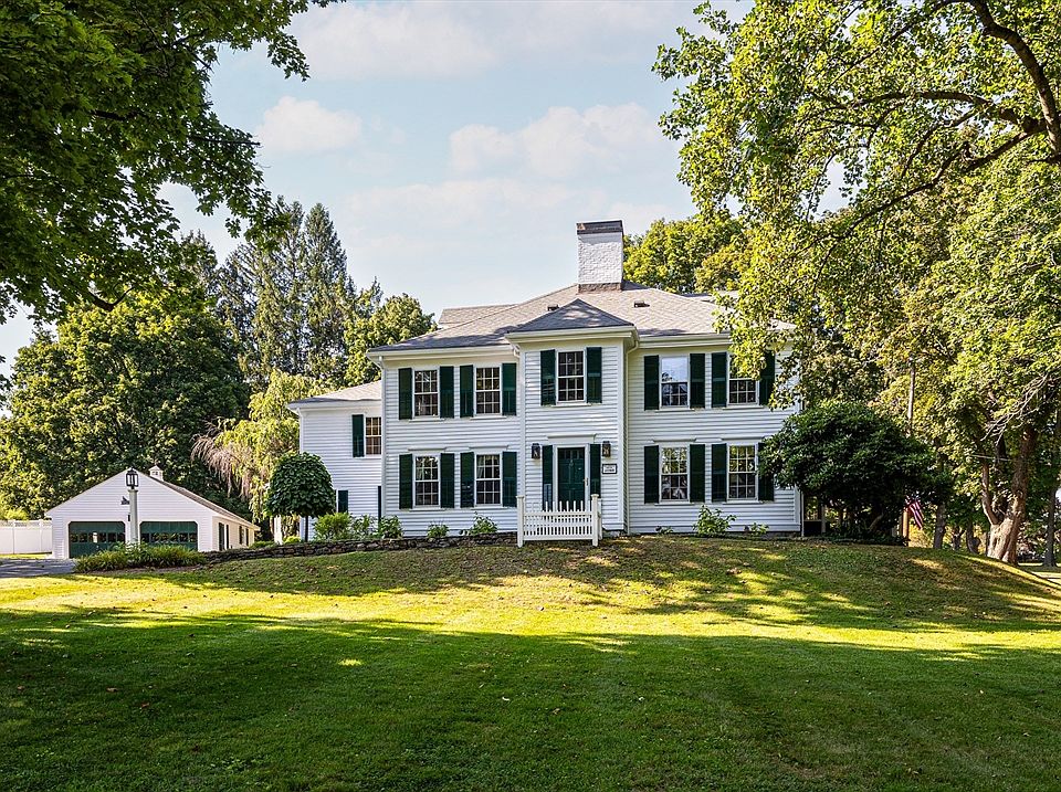 2 Bruce St, Grafton, MA 01519 Zillow