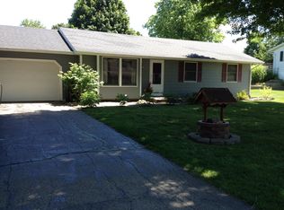225 E Van Bruggen St, Plainwell, MI 49080